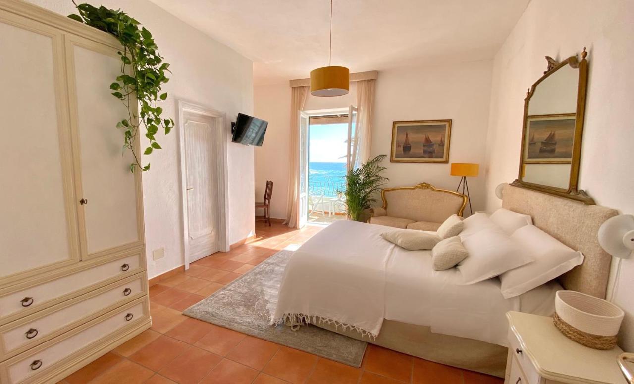 Villa Bina Sea Hotel Sant'Angelo (Isola d'Ischia) Exterior foto