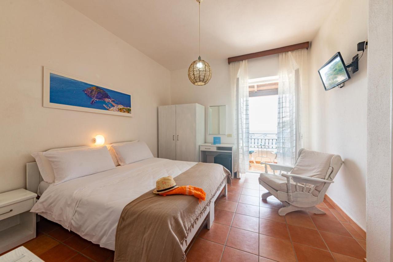 Villa Bina Sea Hotel Sant'Angelo (Isola d'Ischia) Exterior foto