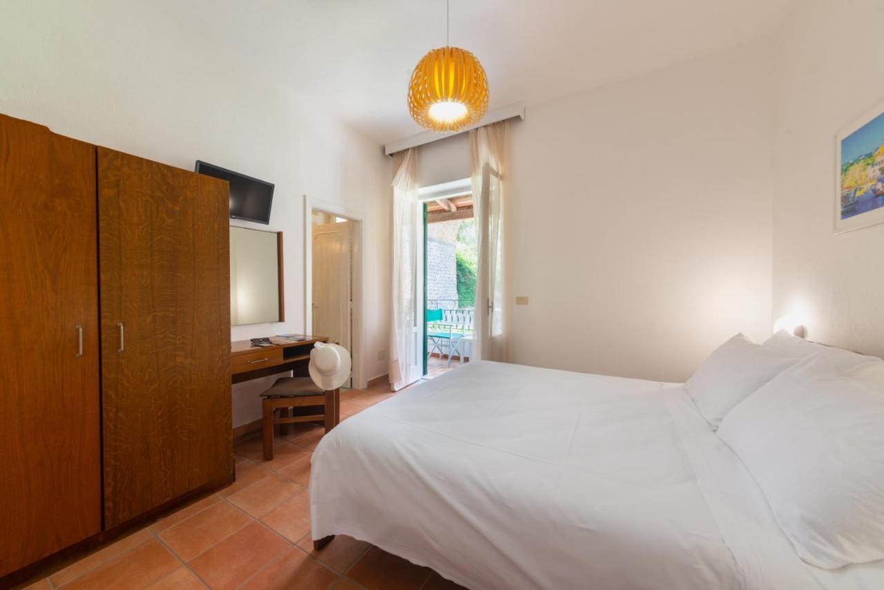 Villa Bina Sea Hotel Sant'Angelo (Isola d'Ischia) Exterior foto
