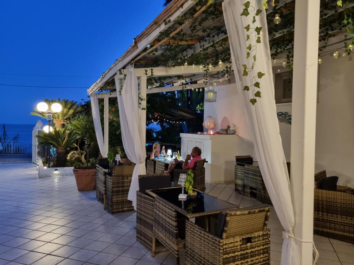 Villa Bina Sea Hotel Sant'Angelo (Isola d'Ischia) Exterior foto